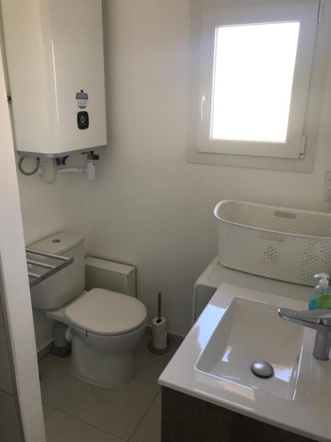 Appartement En Bord De Plage Serviettes Non Incluses فرونتينيان المظهر الخارجي الصورة